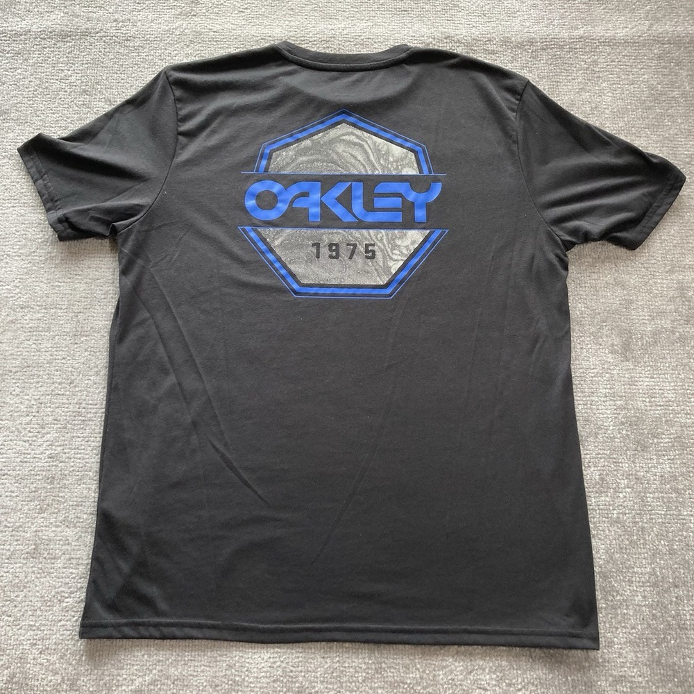 Oakley T Shirt Mens Medium Black Logo 1975 Y2K Graphic‎ Streetwear